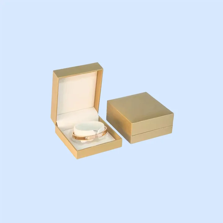 Personalized bracelet box with a foil stamped logo